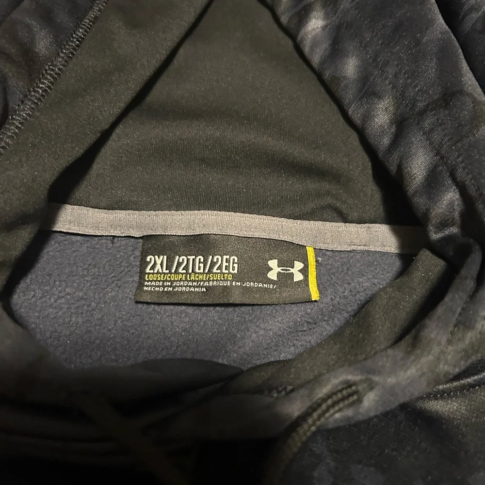 Under Armour Dark camo Hoodie - Picture 3 of 4